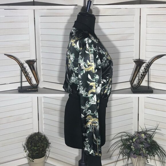 Victoria’s Secret Bomber Cropped Jacket Luxe Palm Satin Floral Silky Black Sz S - Picture 7 of 14